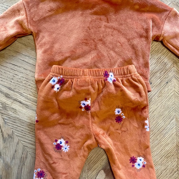 0-3m CAT & JACK Rust Orange Velour Outfit set - Picture 8 of 11